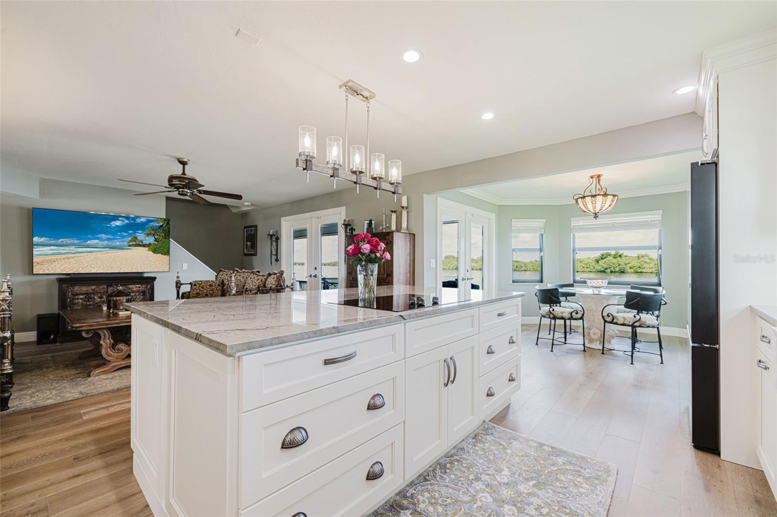 FORT MYERS SHORES - Residential