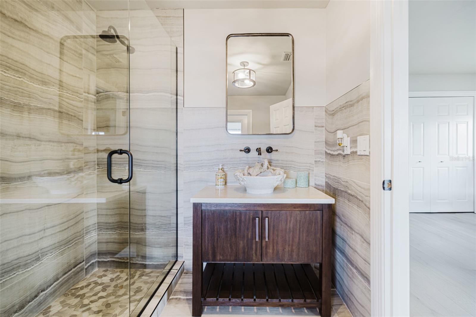 FORT MYERS SHORES - Residential