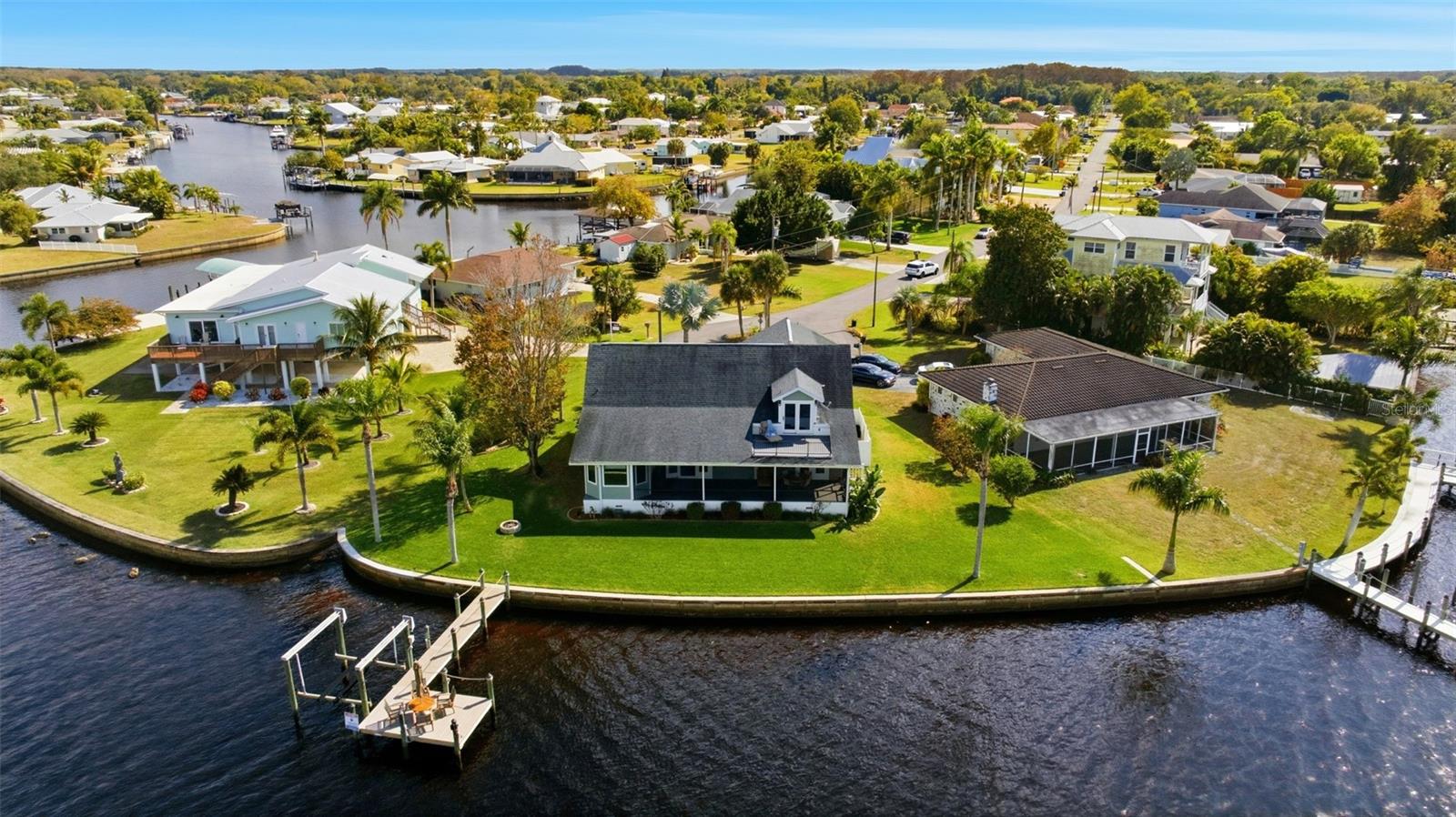 FORT MYERS SHORES - Residential