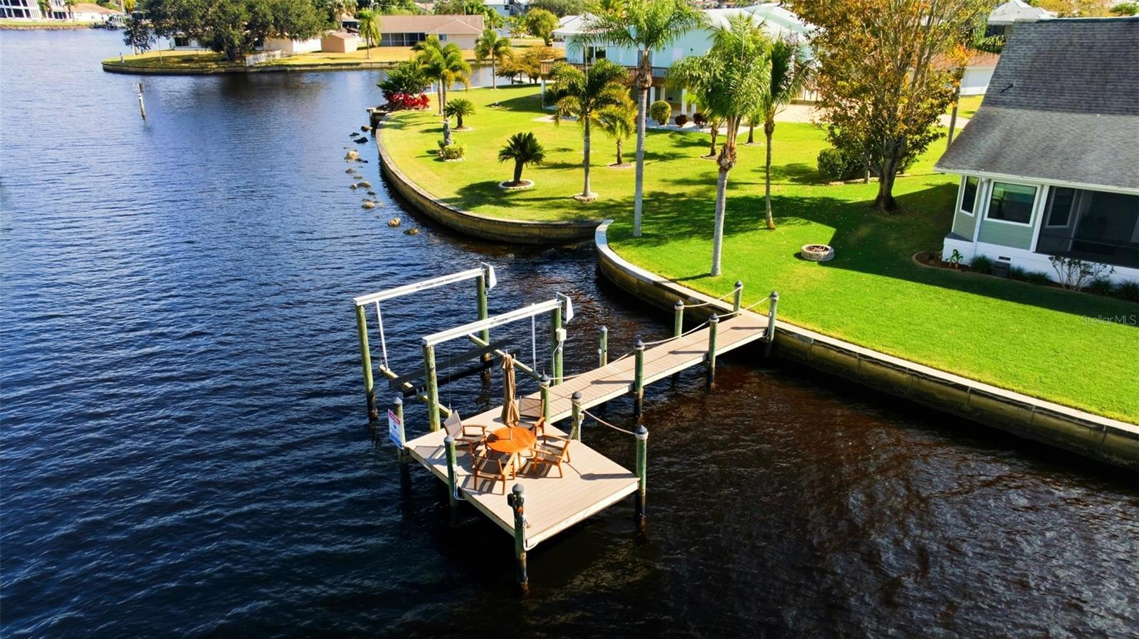 FORT MYERS SHORES - Residential