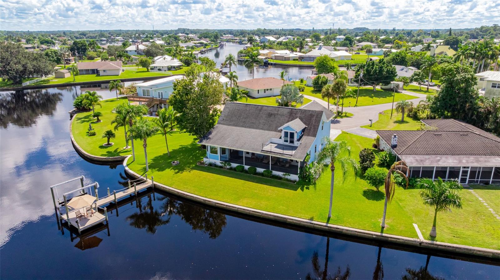 FORT MYERS SHORES - Residential
