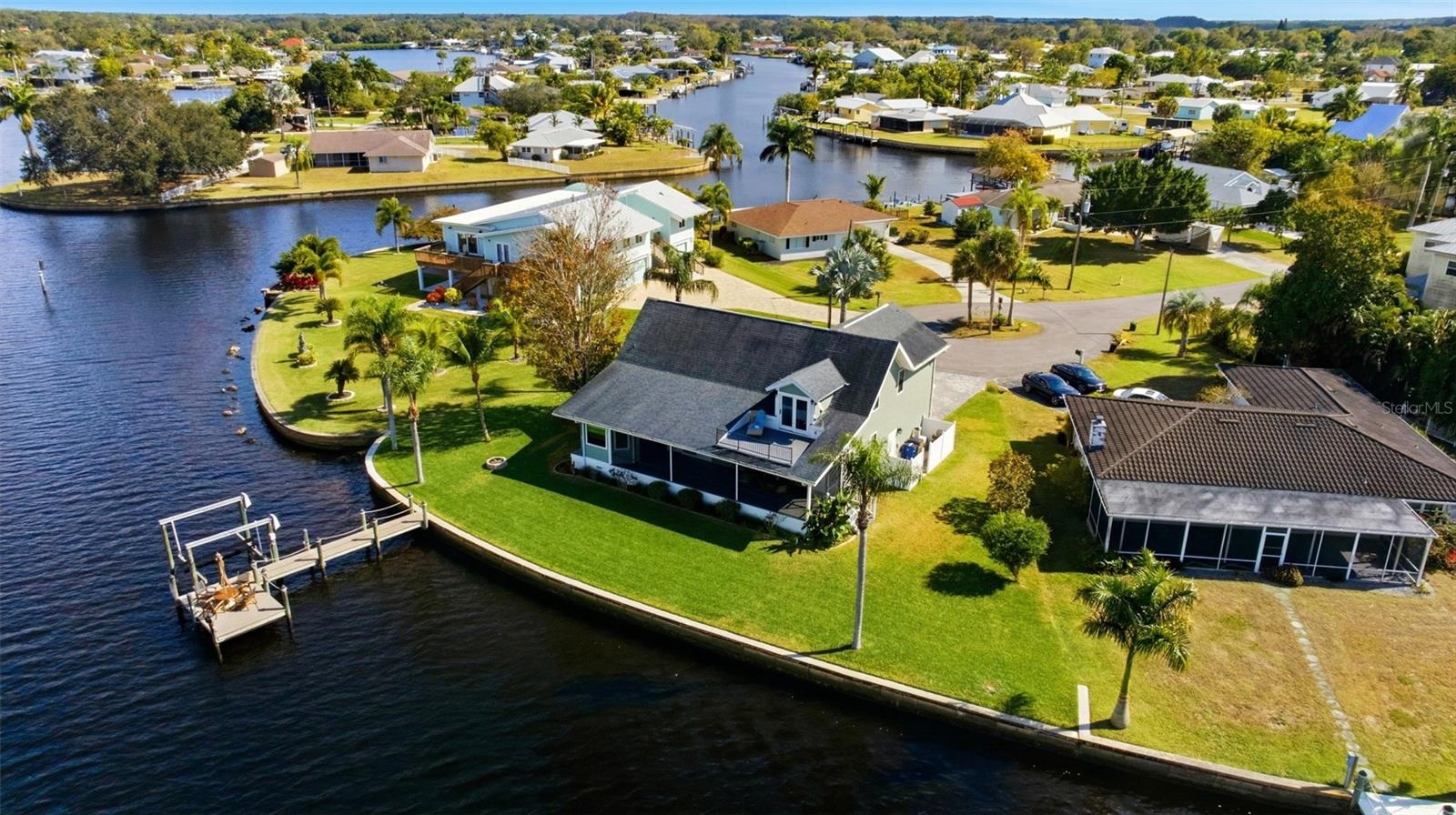FORT MYERS SHORES - Residential