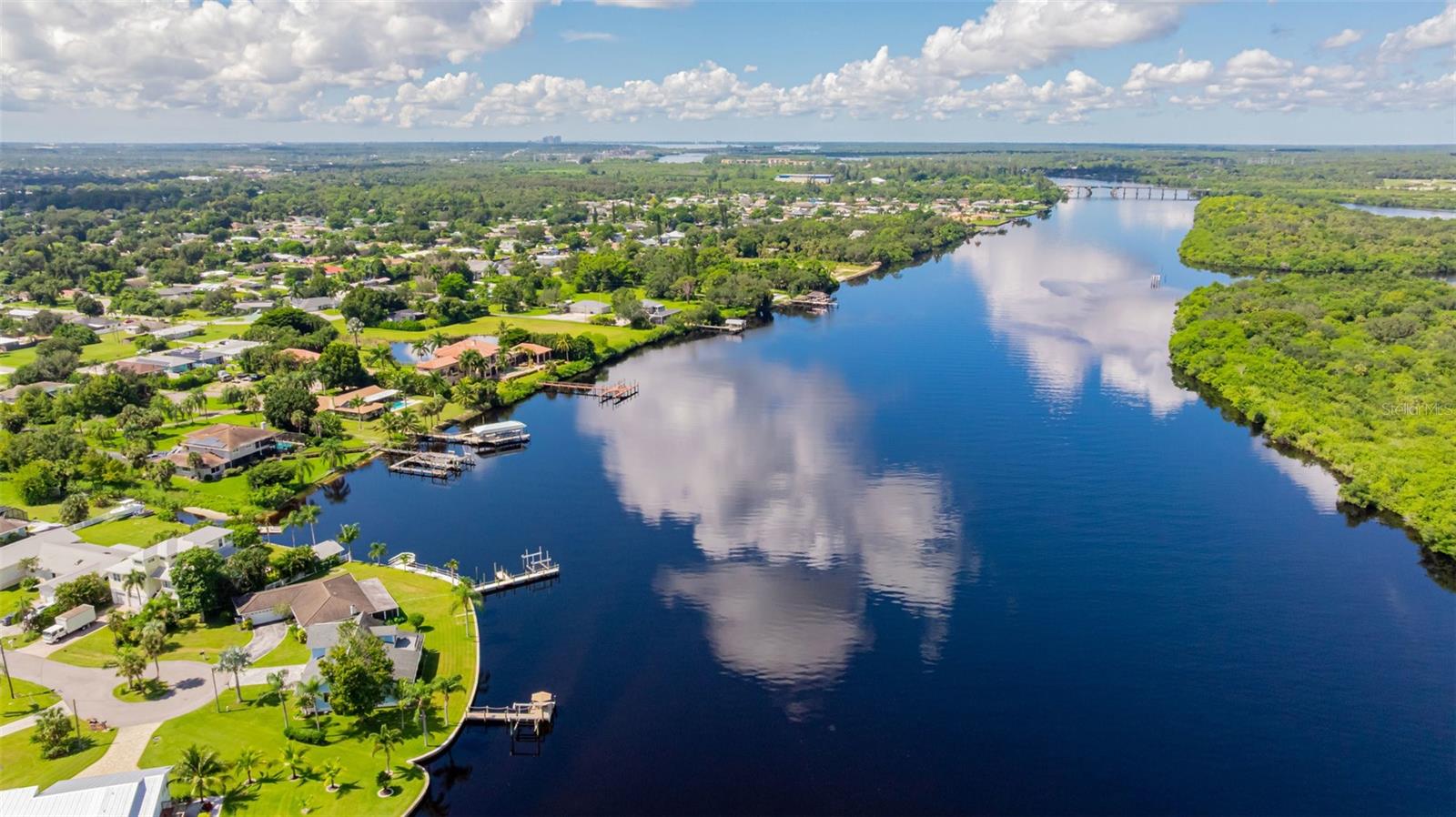 FORT MYERS SHORES - Residential