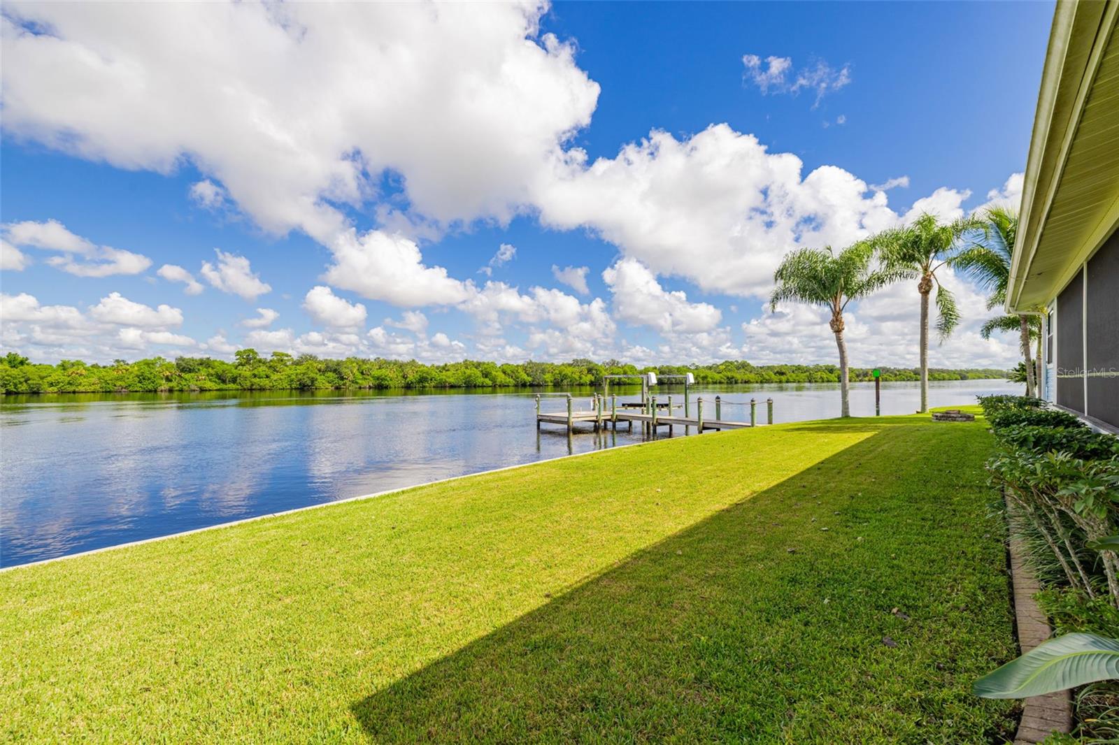 FORT MYERS SHORES - Residential