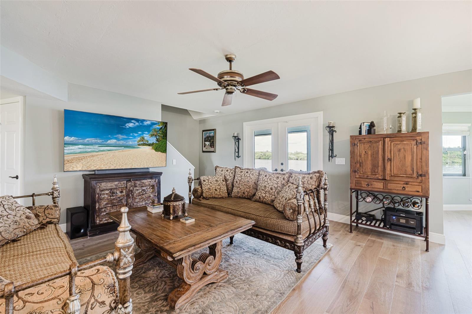 FORT MYERS SHORES - Residential