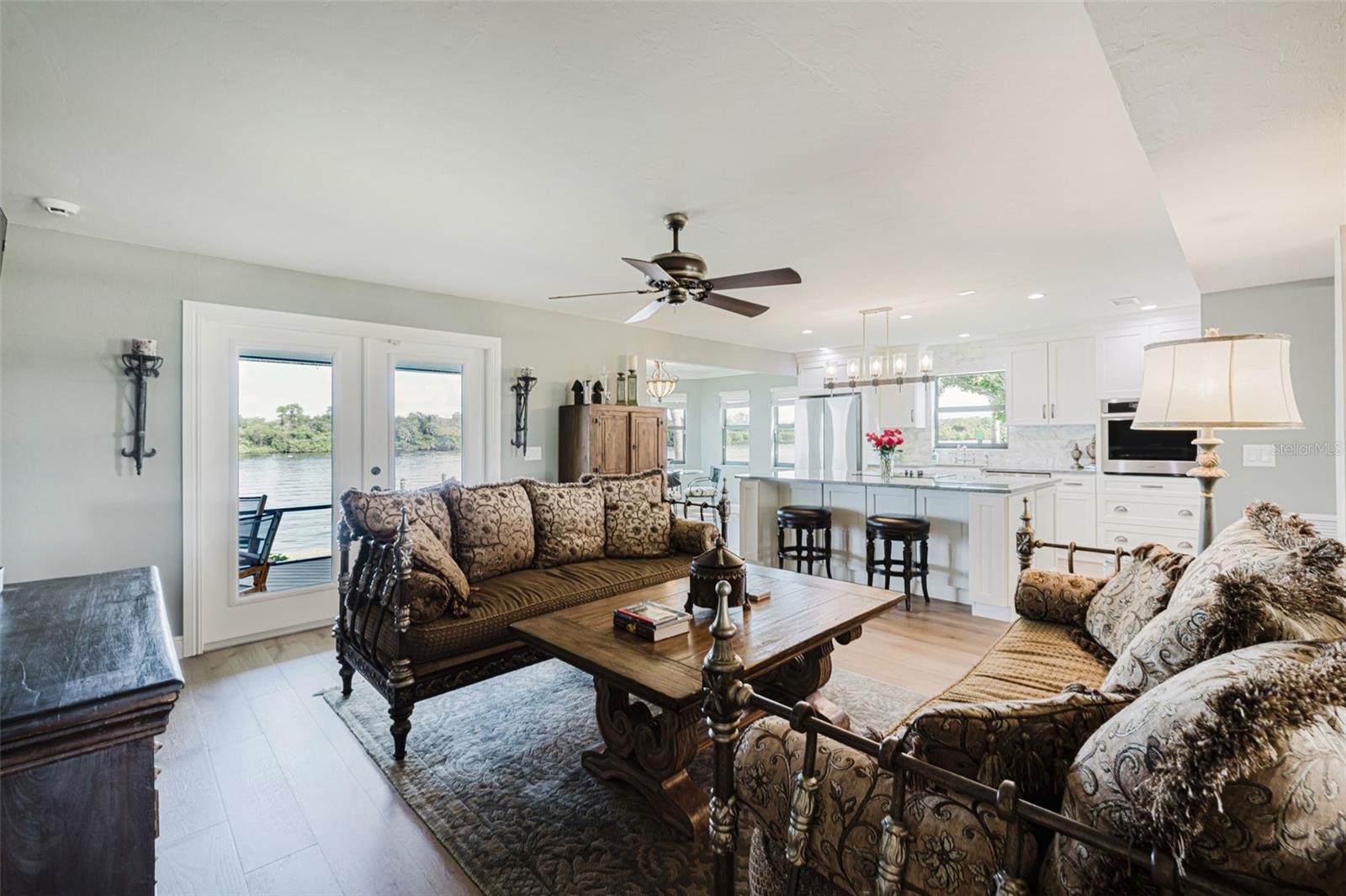 FORT MYERS SHORES - Residential