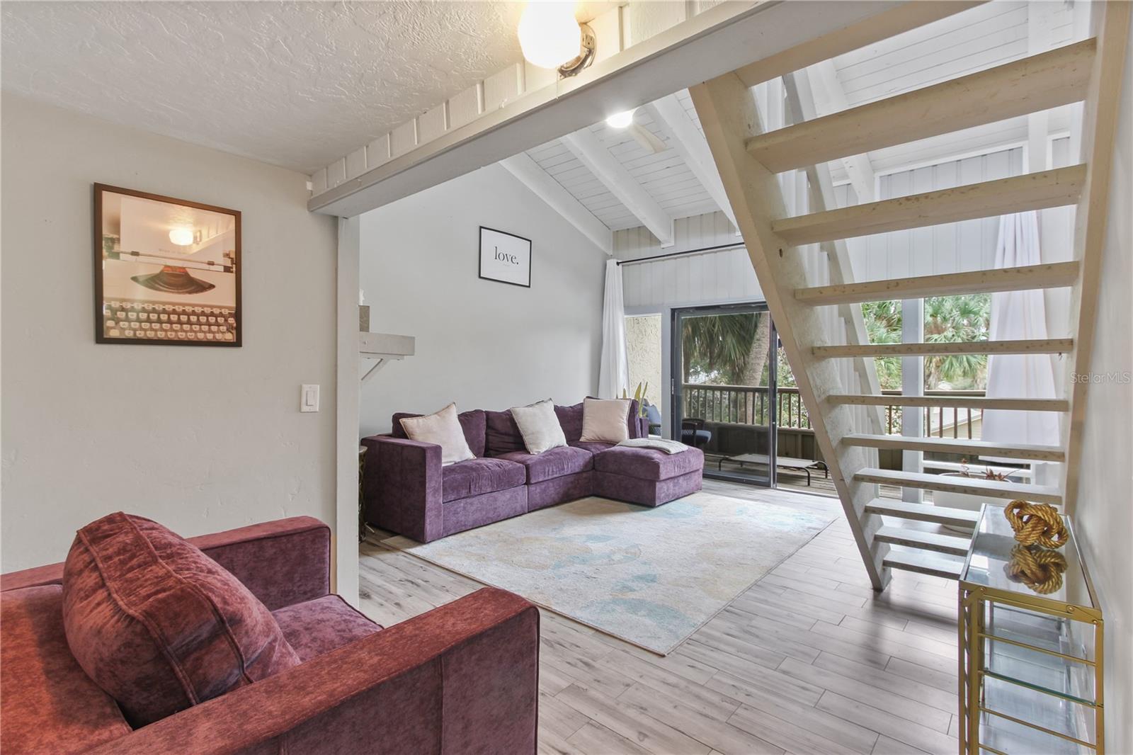 WEKIVA VILLAS CONDO - Residential Lease