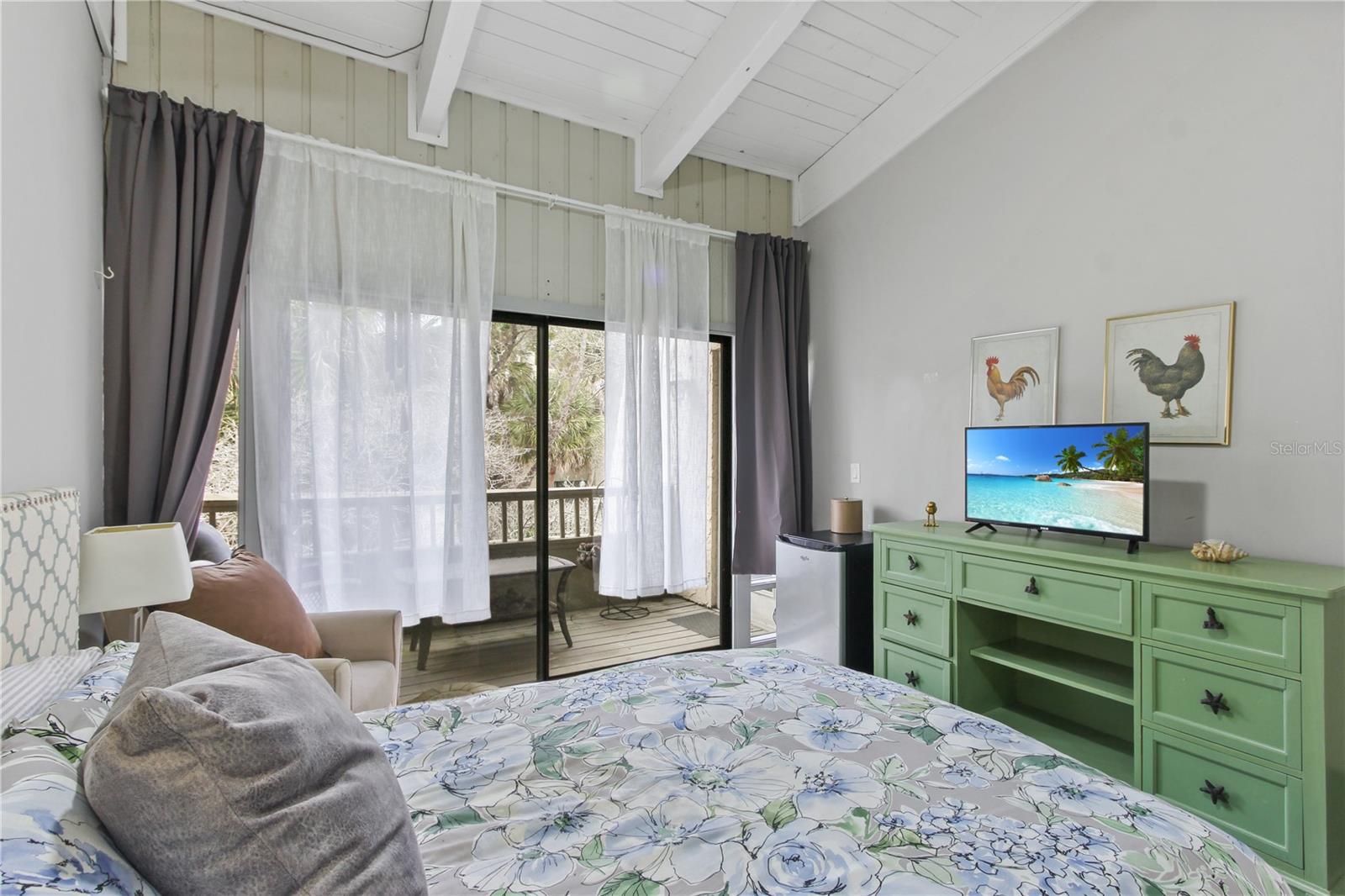 WEKIVA VILLAS CONDO - Residential Lease