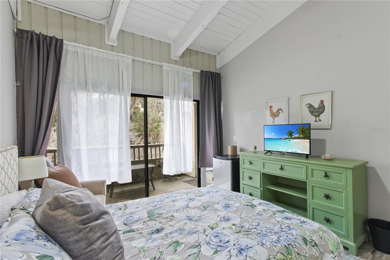 WEKIVA VILLAS CONDO - Residential Lease