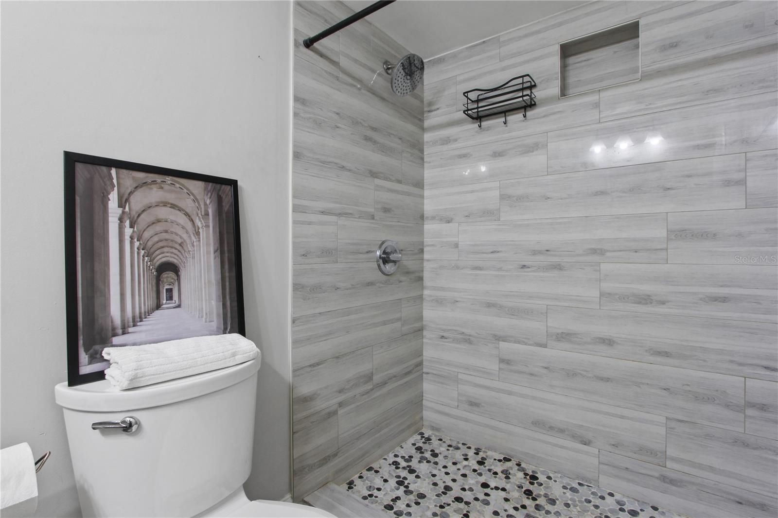 WEKIVA VILLAS CONDO - Residential Lease