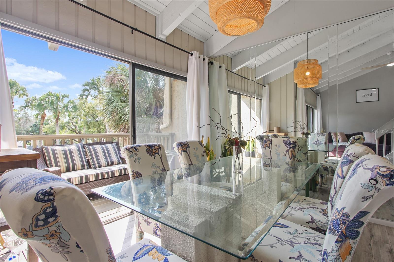 WEKIVA VILLAS CONDO - Residential Lease