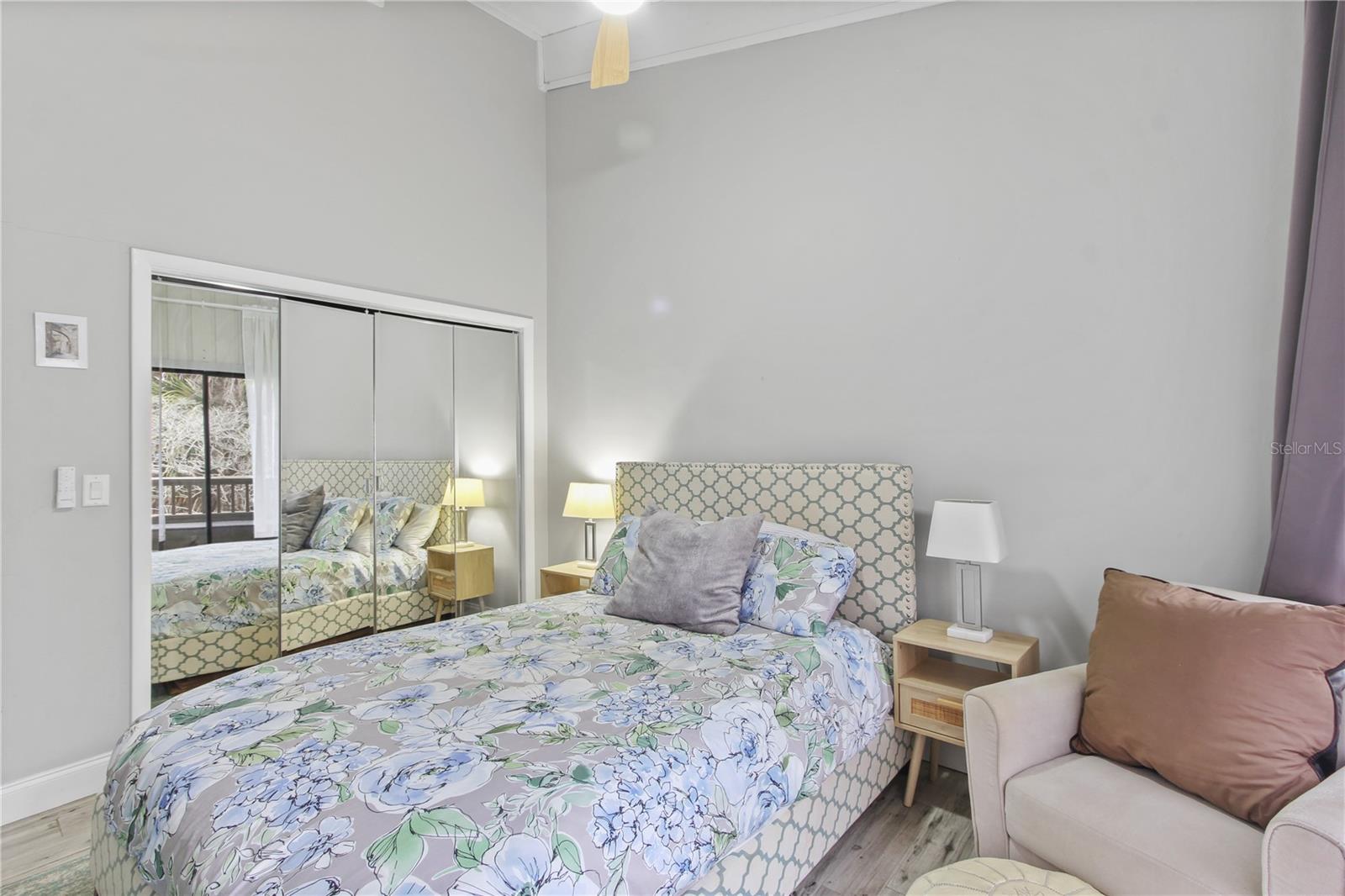 WEKIVA VILLAS CONDO - Residential Lease