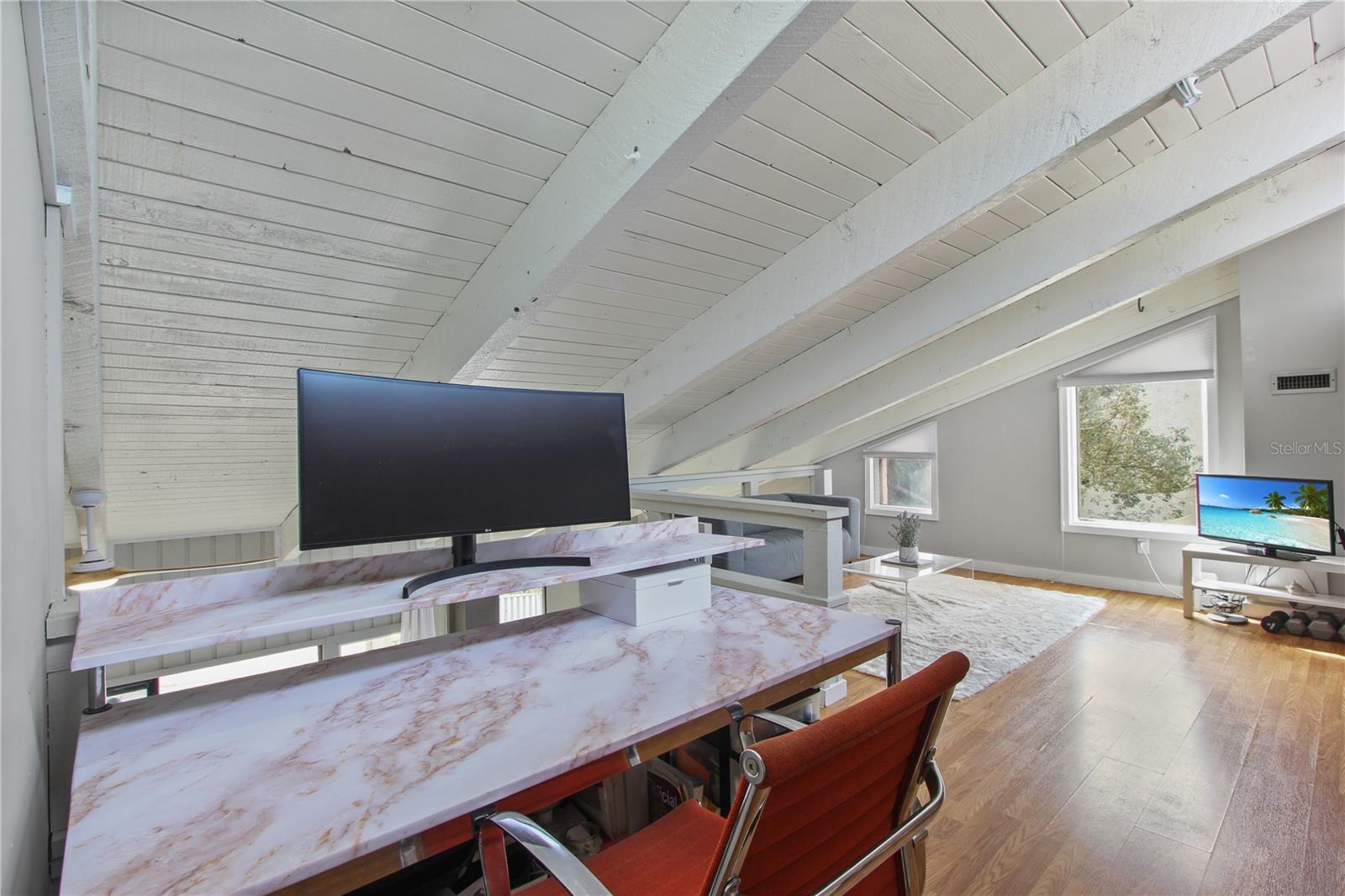 WEKIVA VILLAS CONDO - Residential Lease