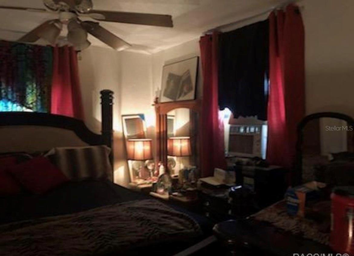 MINI FARMS UNIT 11 UNREC - Residential