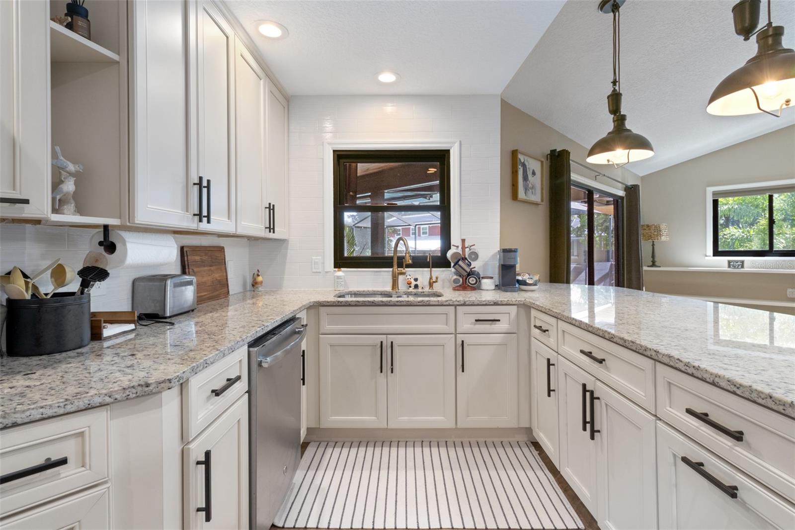 FRANCES ARBOR VILLAS - Residential Lease