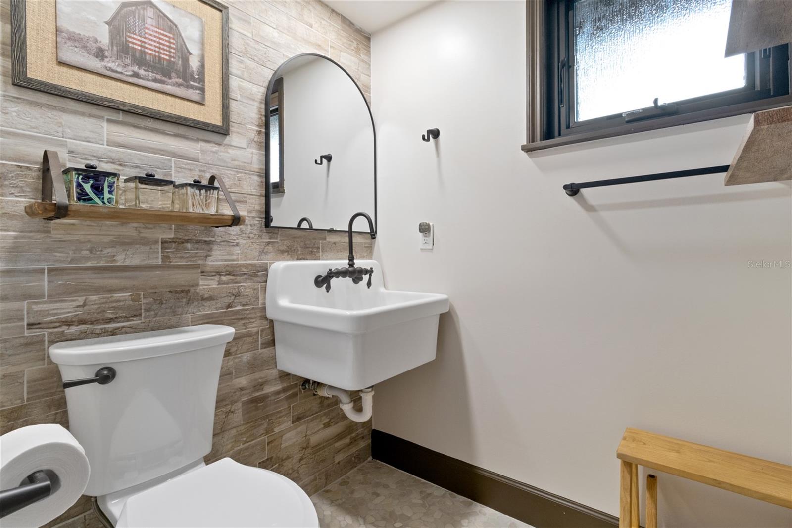 FRANCES ARBOR VILLAS - Residential Lease