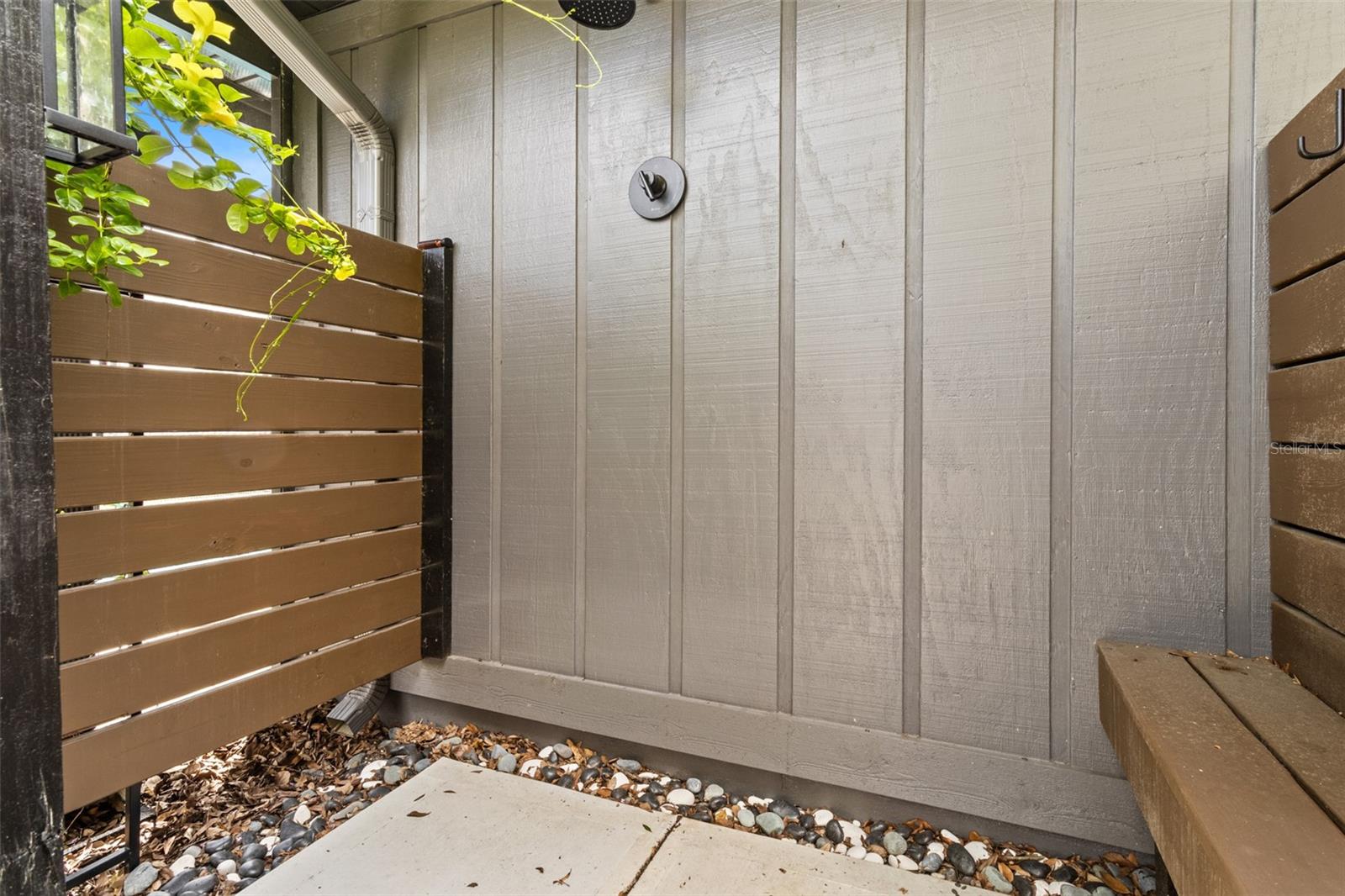 FRANCES ARBOR VILLAS - Residential Lease