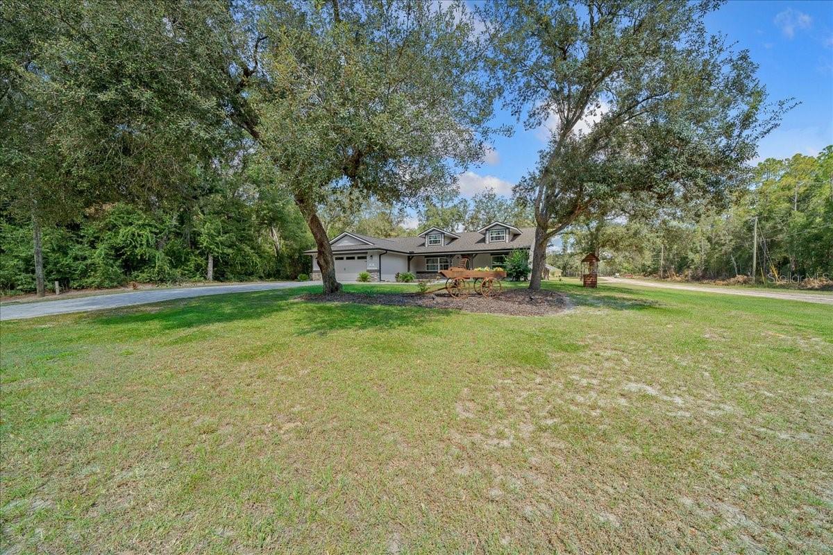 385 E GAMEWELL LANE