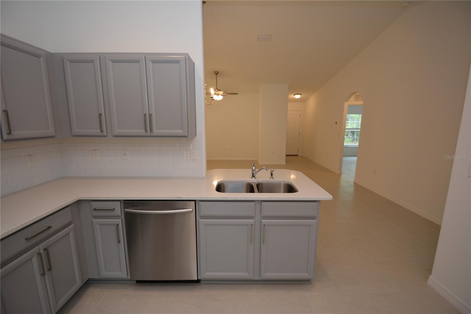 SEMINOLE WOODS - Residential Lease