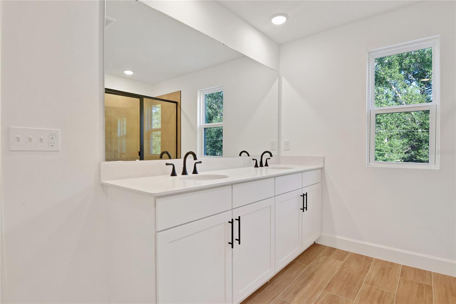 SEASONS AT WEKIVA RIDGE - Residential