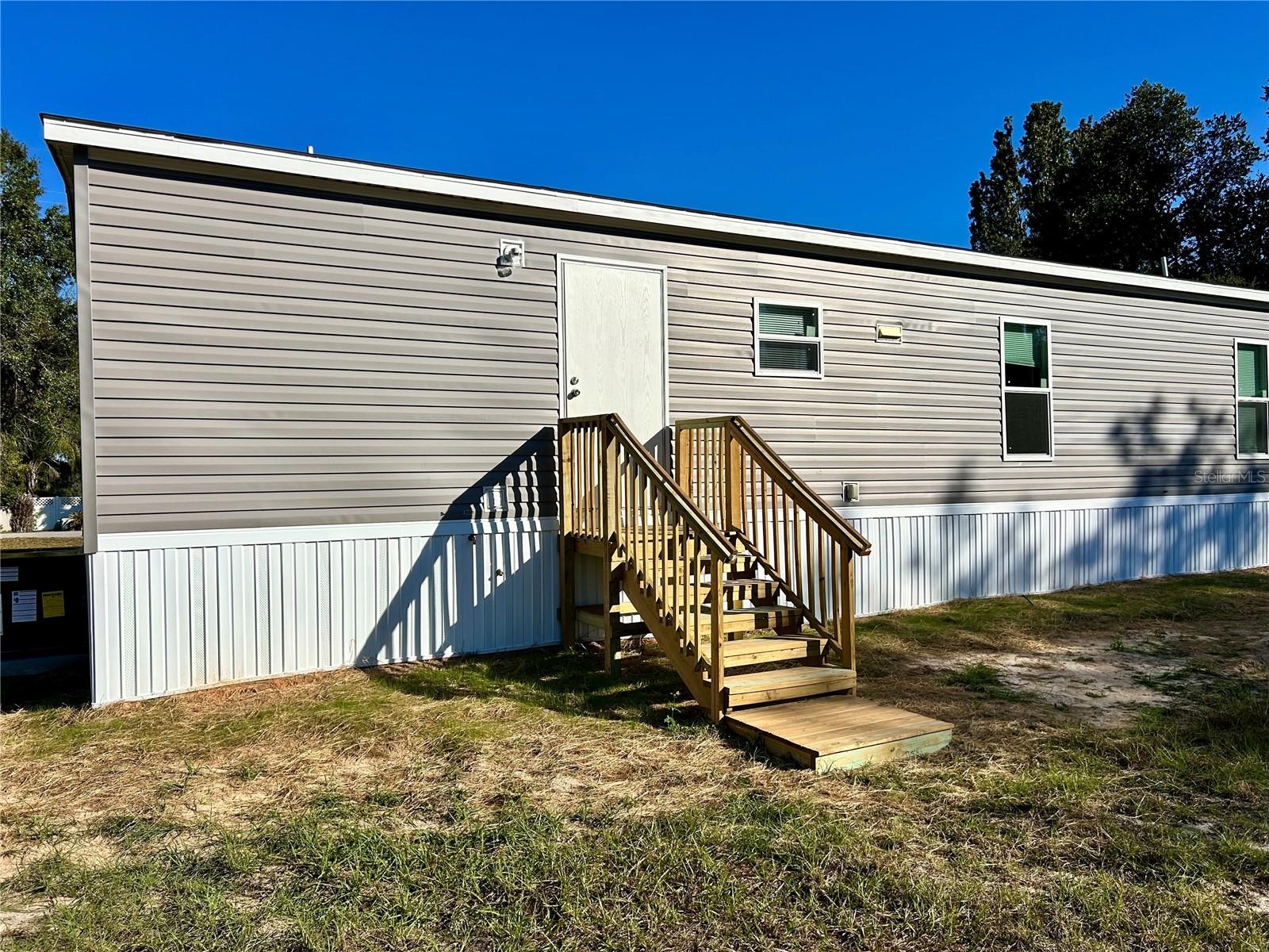 SILVER SPRINGS - Residential