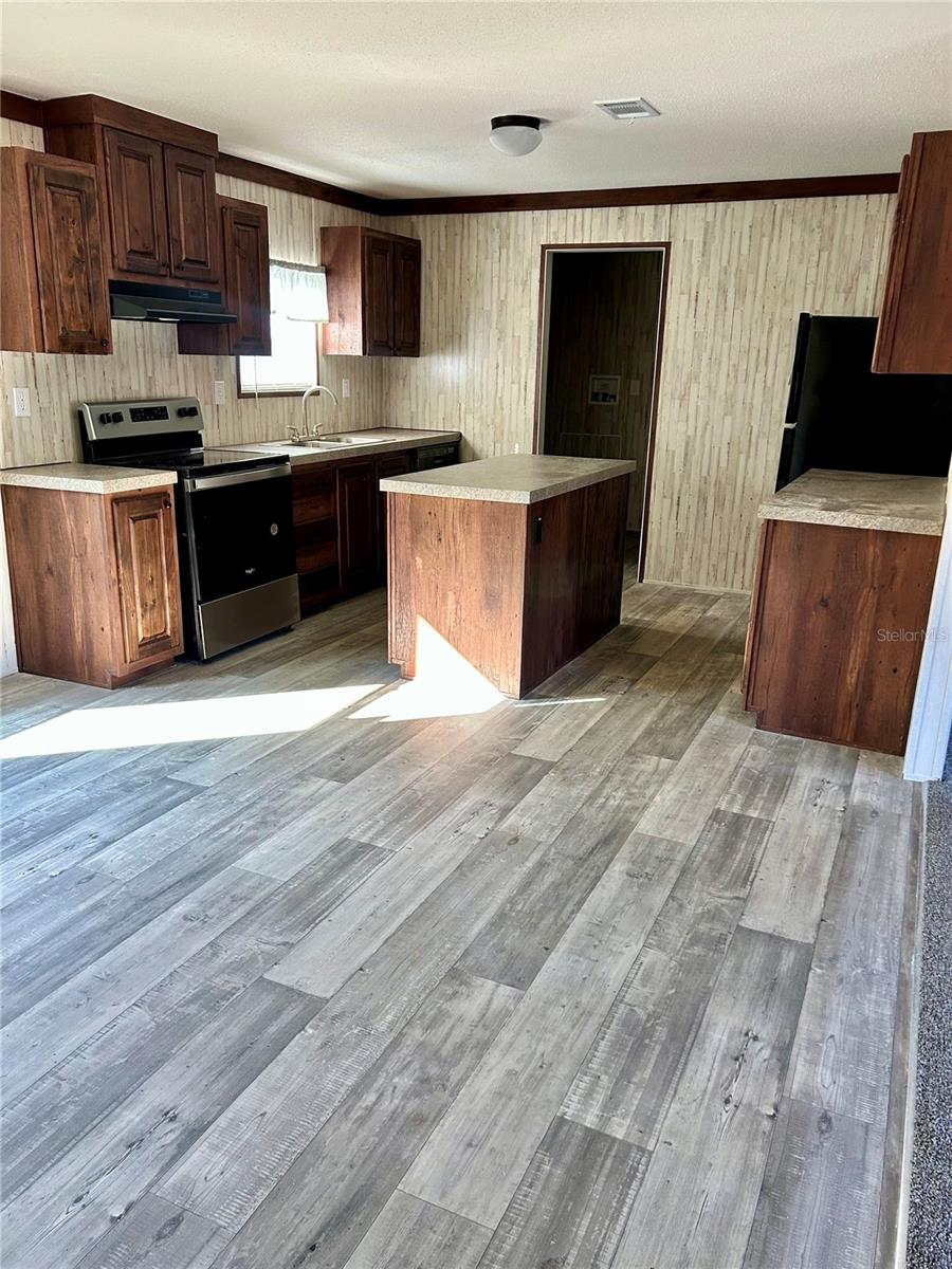 SILVER SPRINGS - Residential