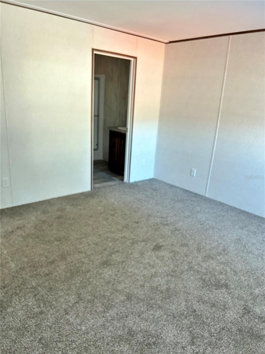 SILVER SPRINGS - Residential