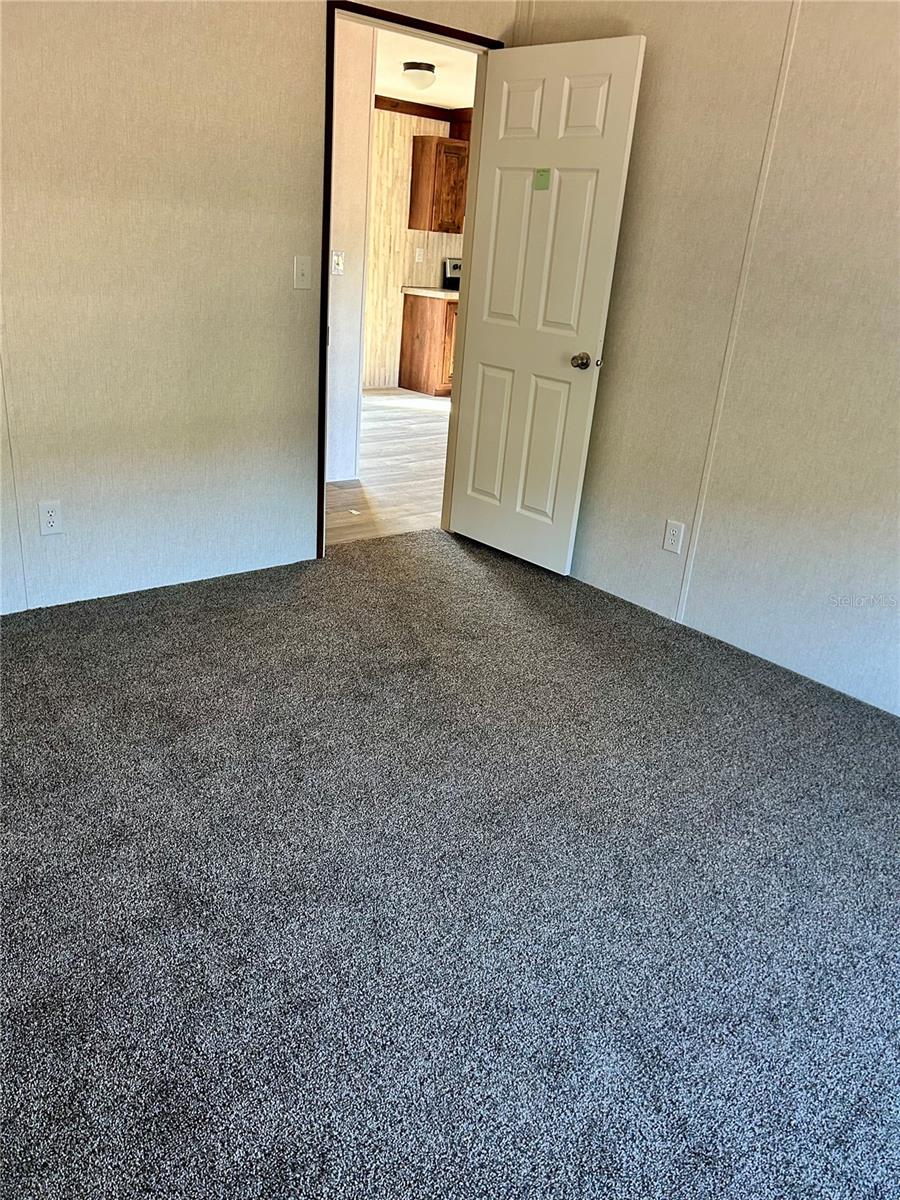 SILVER SPRINGS - Residential