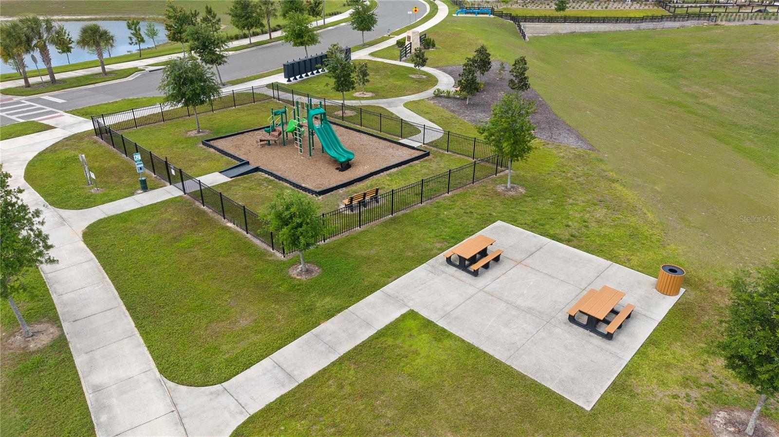 LAKESIDE/HAMLIN - Residential