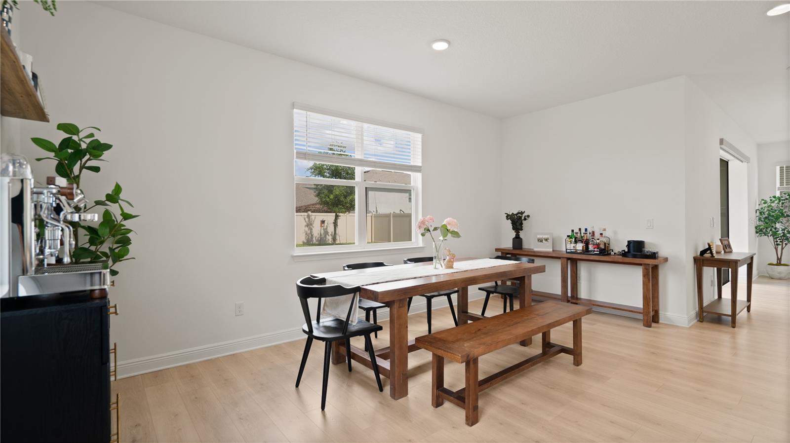 LAKESIDE/HAMLIN - Residential