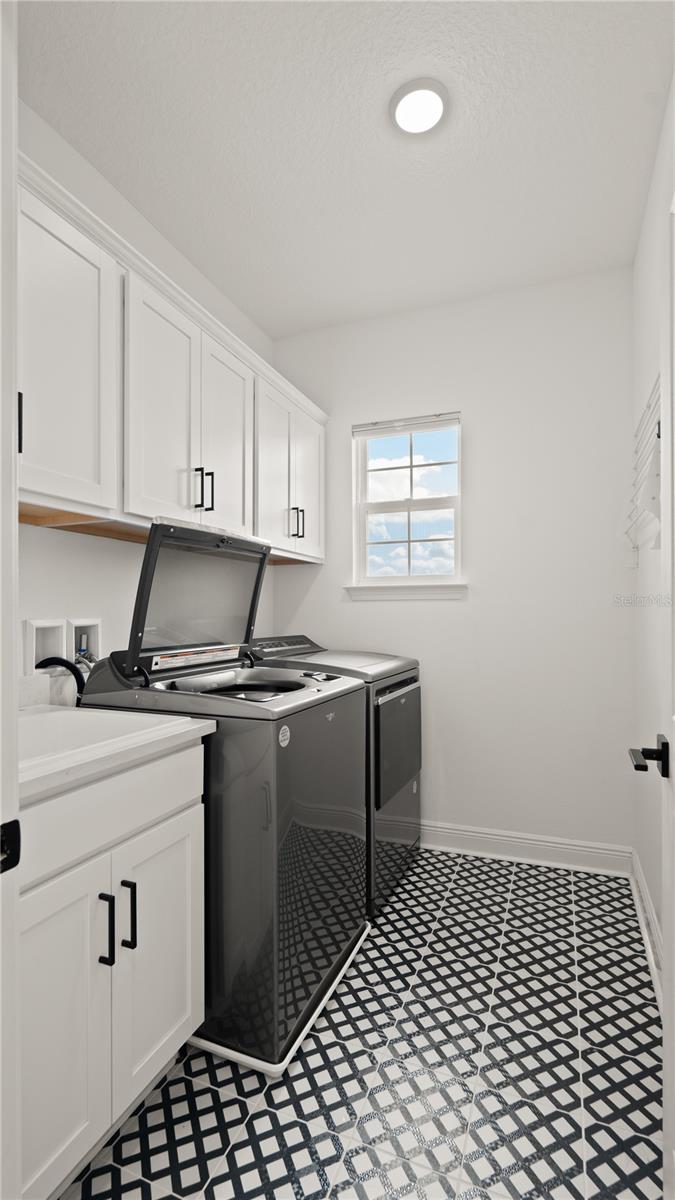 LAKESIDE/HAMLIN - Residential