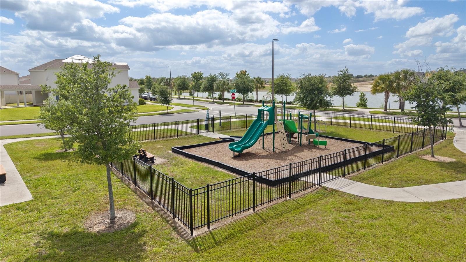 LAKESIDE/HAMLIN - Residential