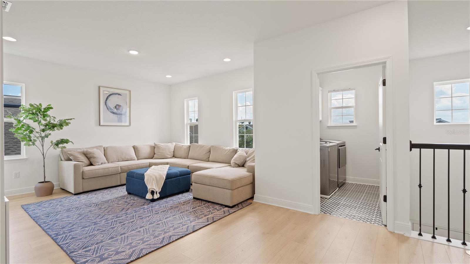 LAKESIDE/HAMLIN - Residential