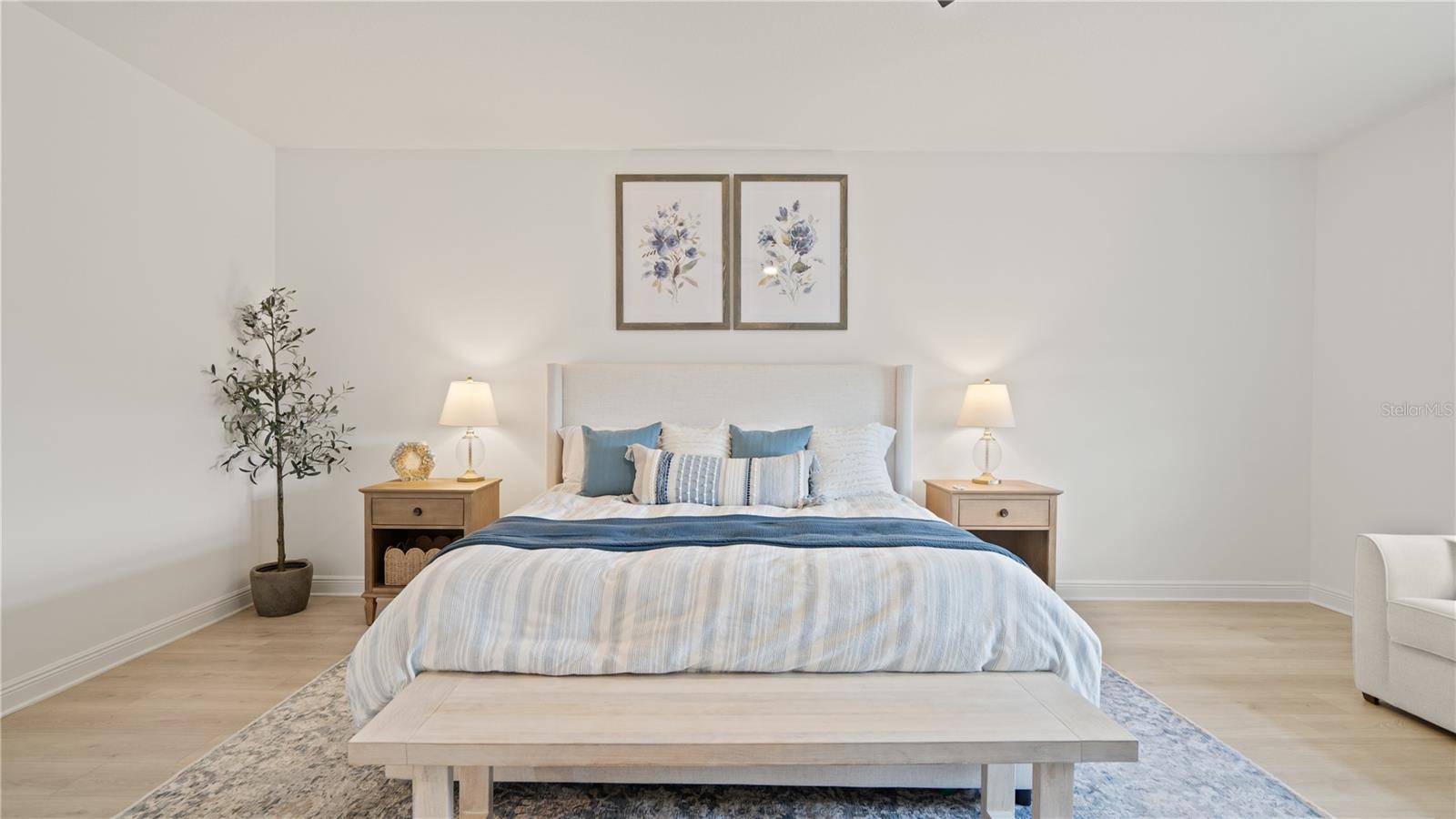 LAKESIDE/HAMLIN - Residential