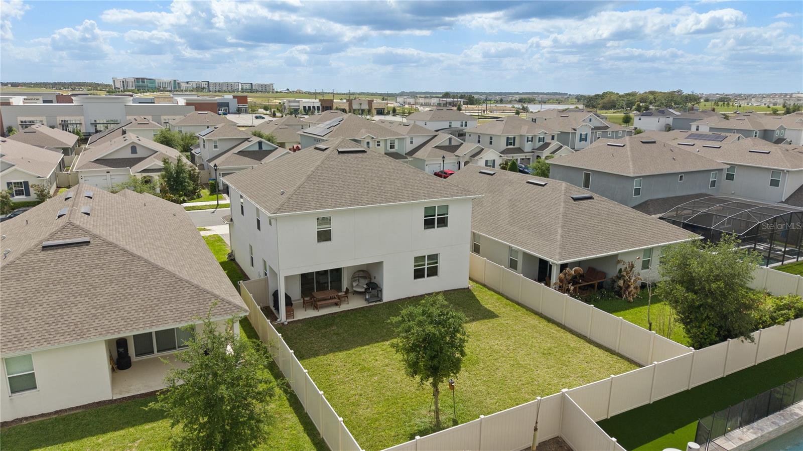 LAKESIDE/HAMLIN - Residential