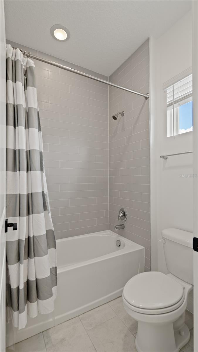 LAKESIDE/HAMLIN - Residential