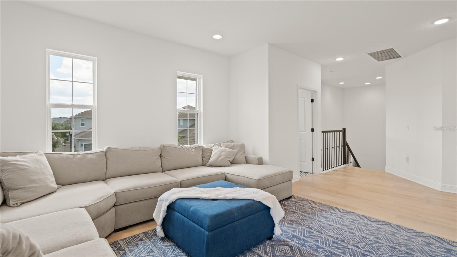 LAKESIDE/HAMLIN - Residential