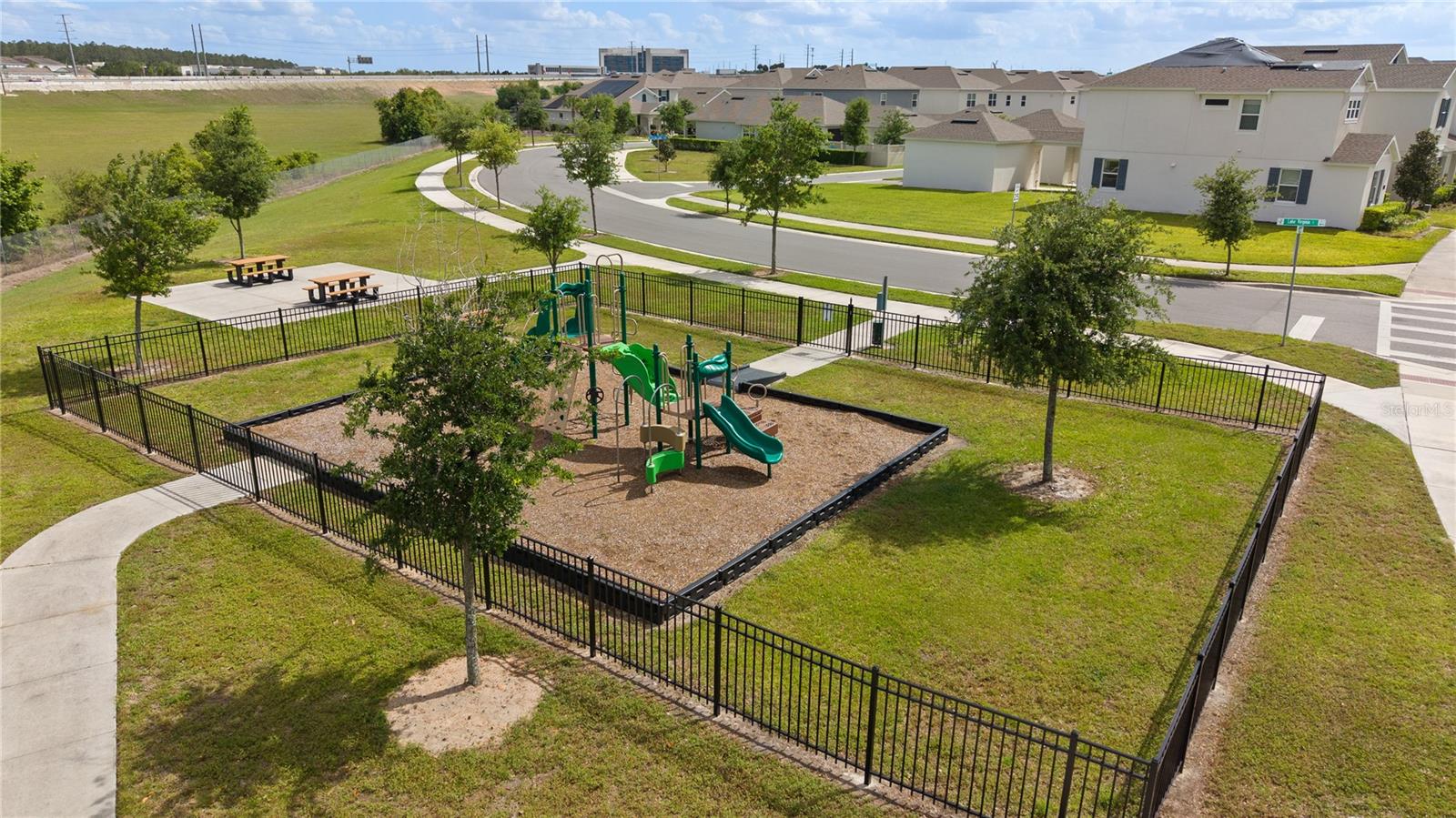 LAKESIDE/HAMLIN - Residential