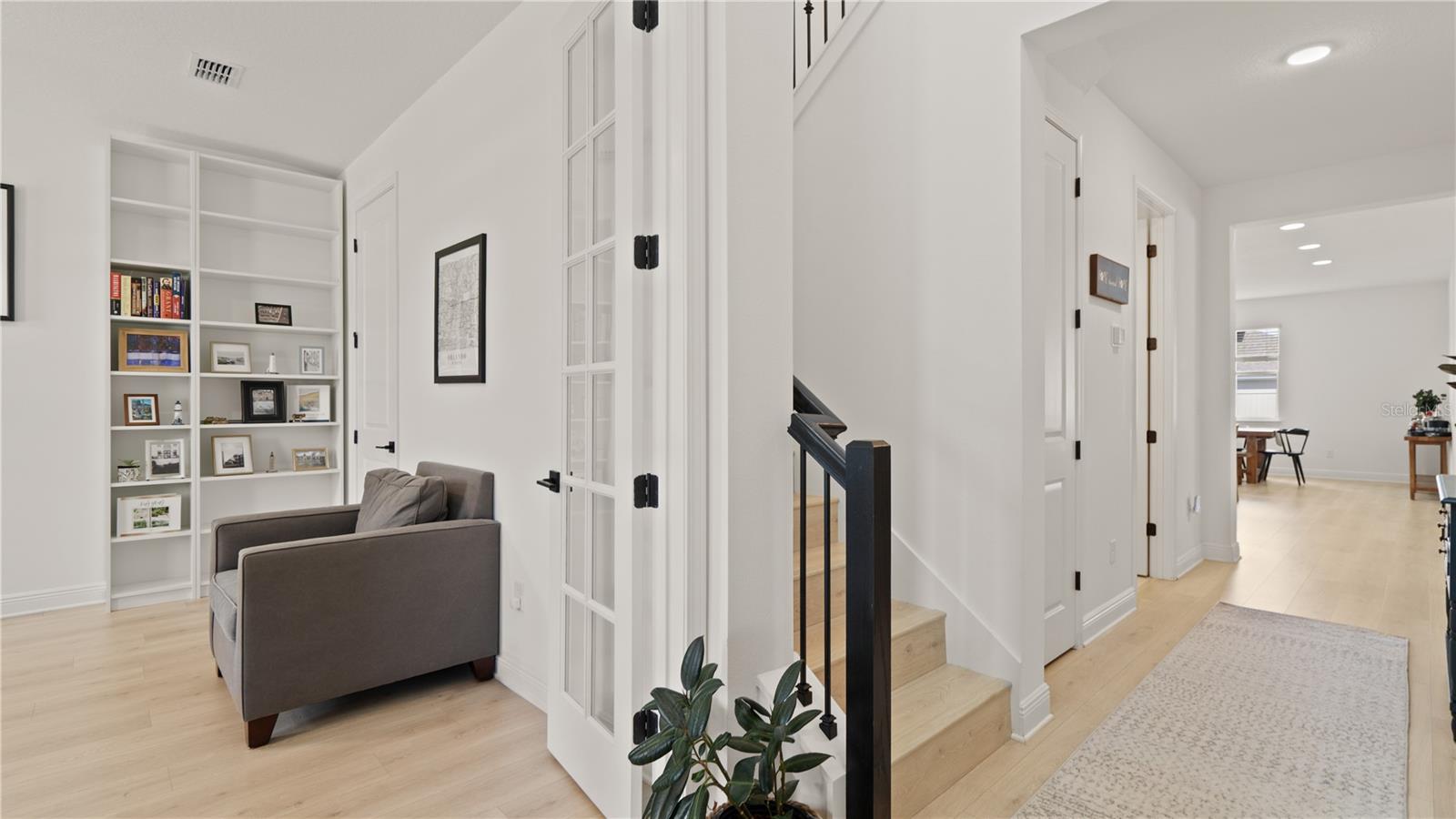 LAKESIDE/HAMLIN - Residential