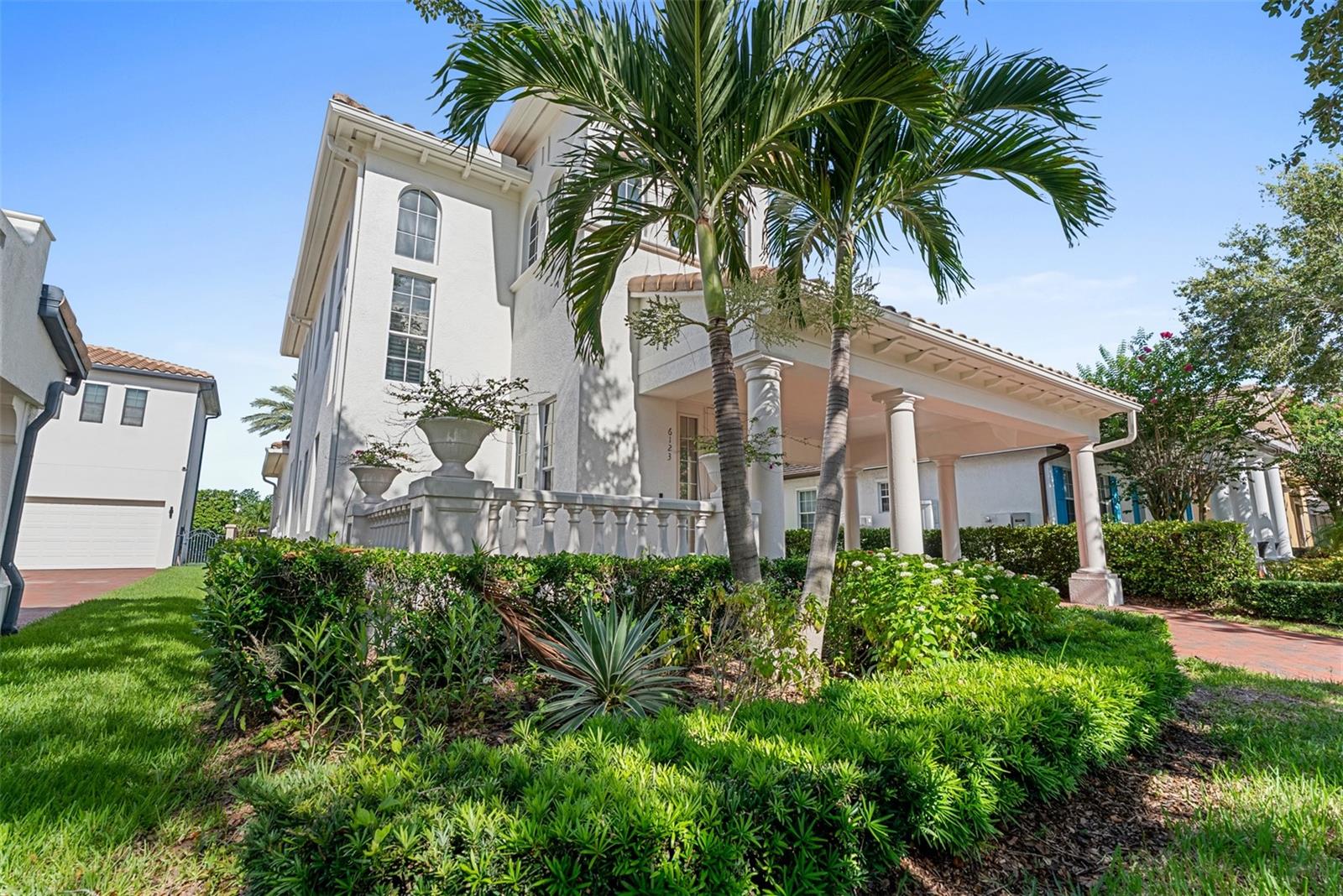 6123 YEATS MANOR DRIVE