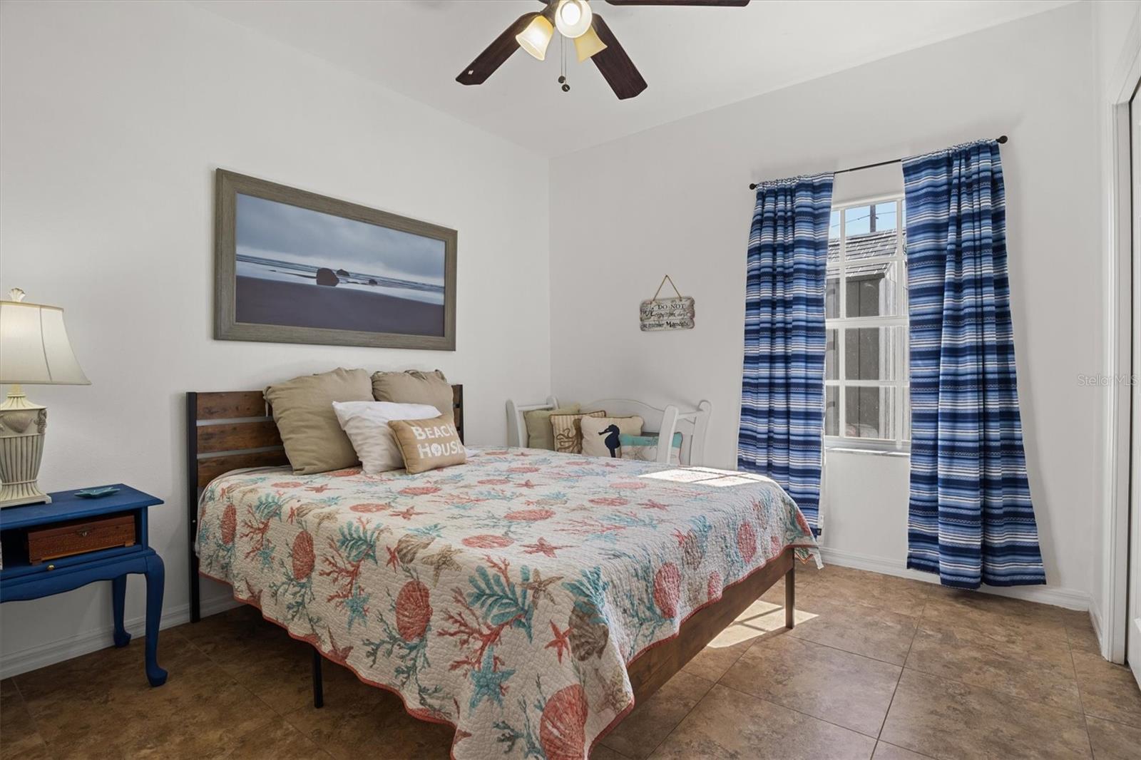 CHATSWORTH - Residential