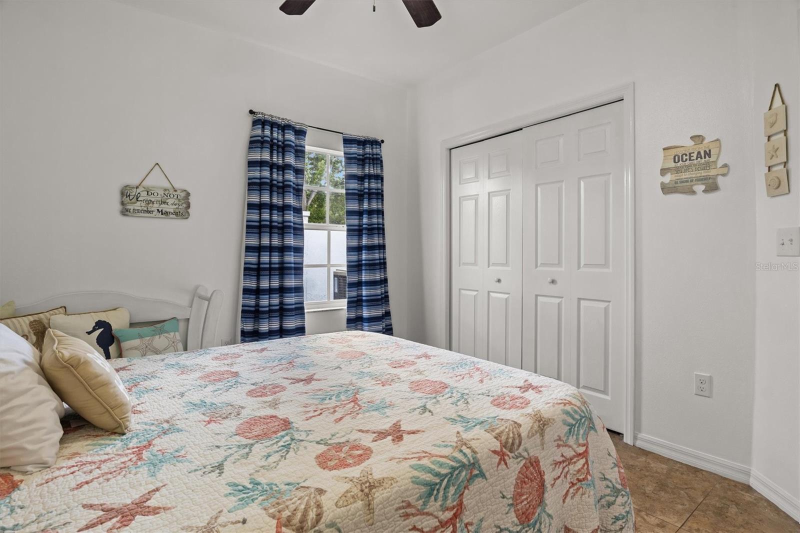 CHATSWORTH - Residential