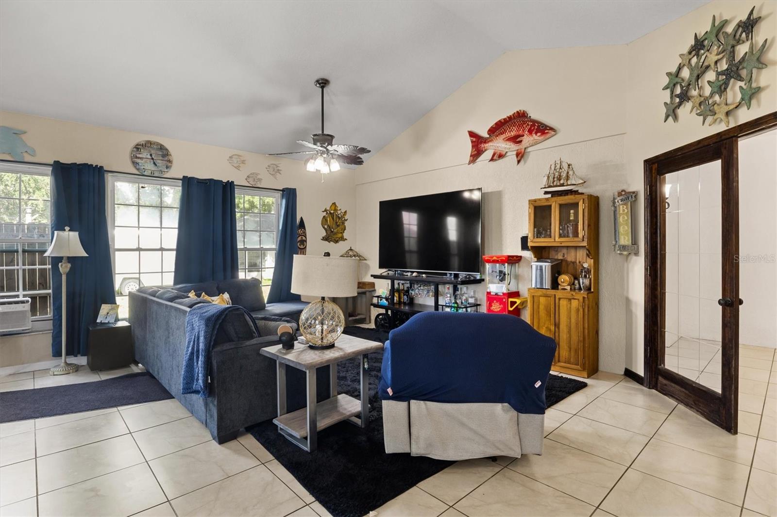 CHATSWORTH - Residential