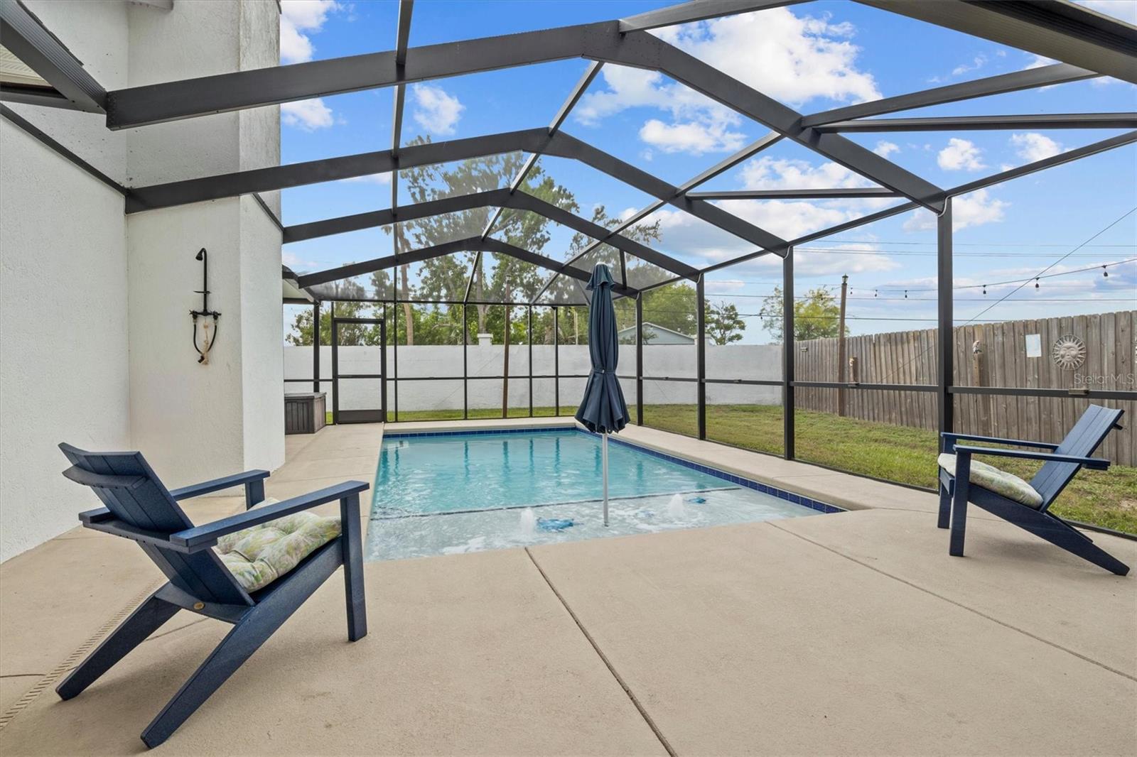 CHATSWORTH - Residential