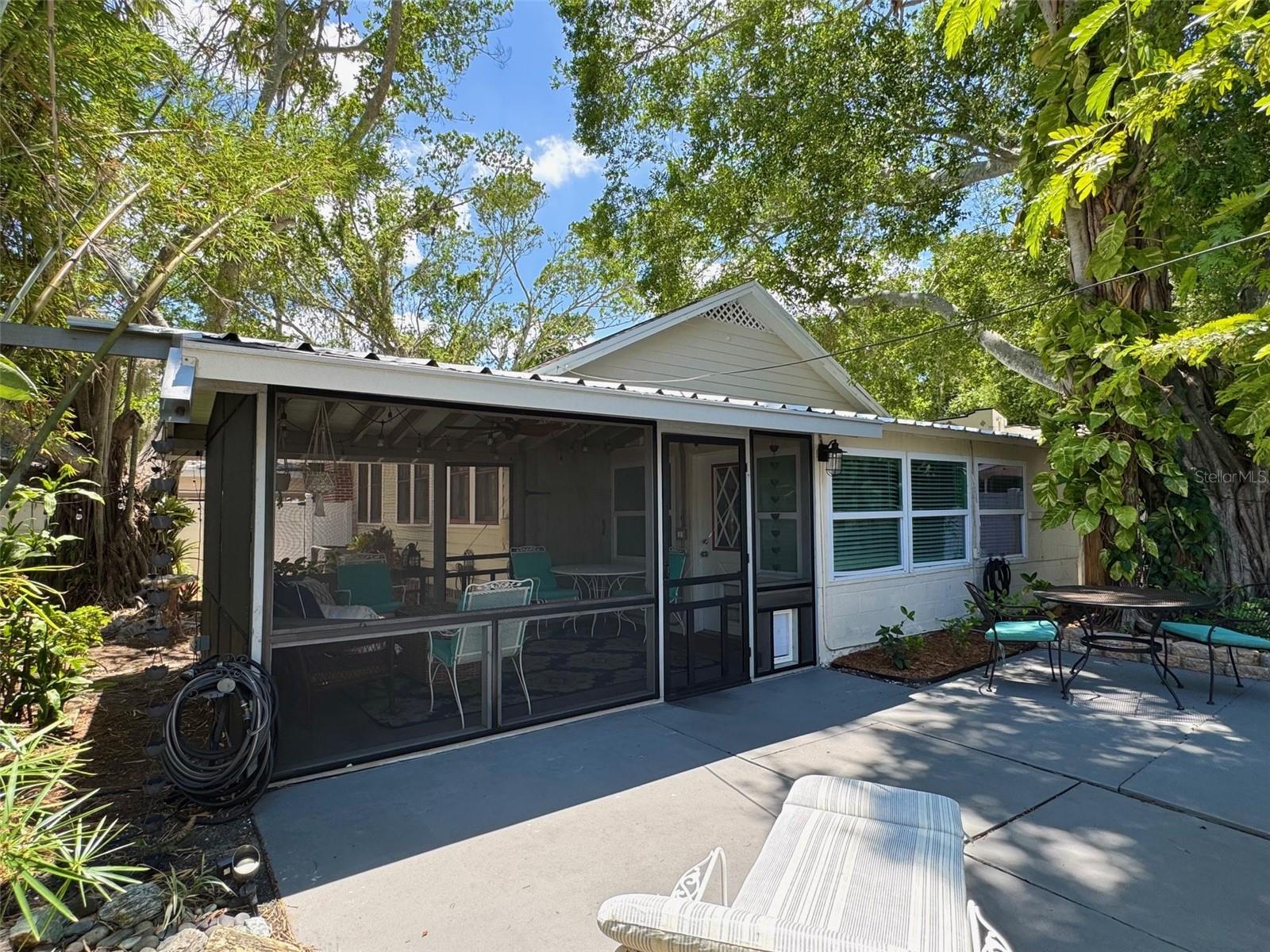 SARASOTA RICHLAND AVE SUB - Residential