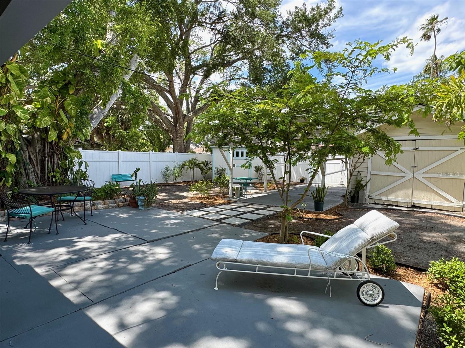 SARASOTA RICHLAND AVE SUB - Residential