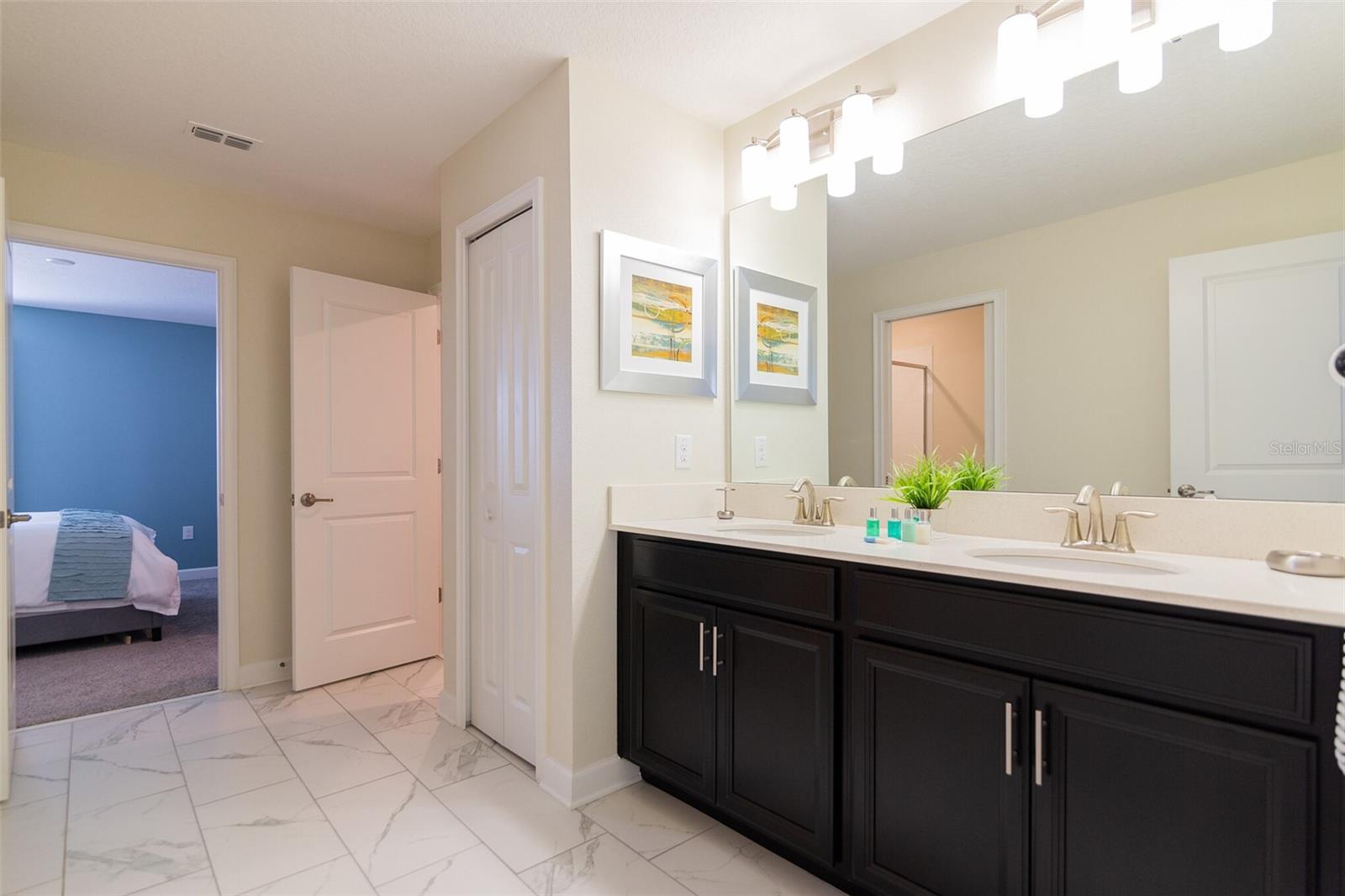 STONEYBROOK SOUTH PH J-2 & J-3 - Residential Lease