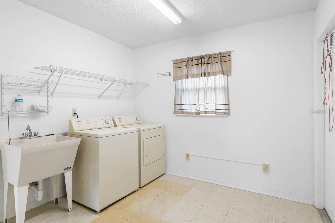 SUN CITY CENTER UNIT 44 A - Residential