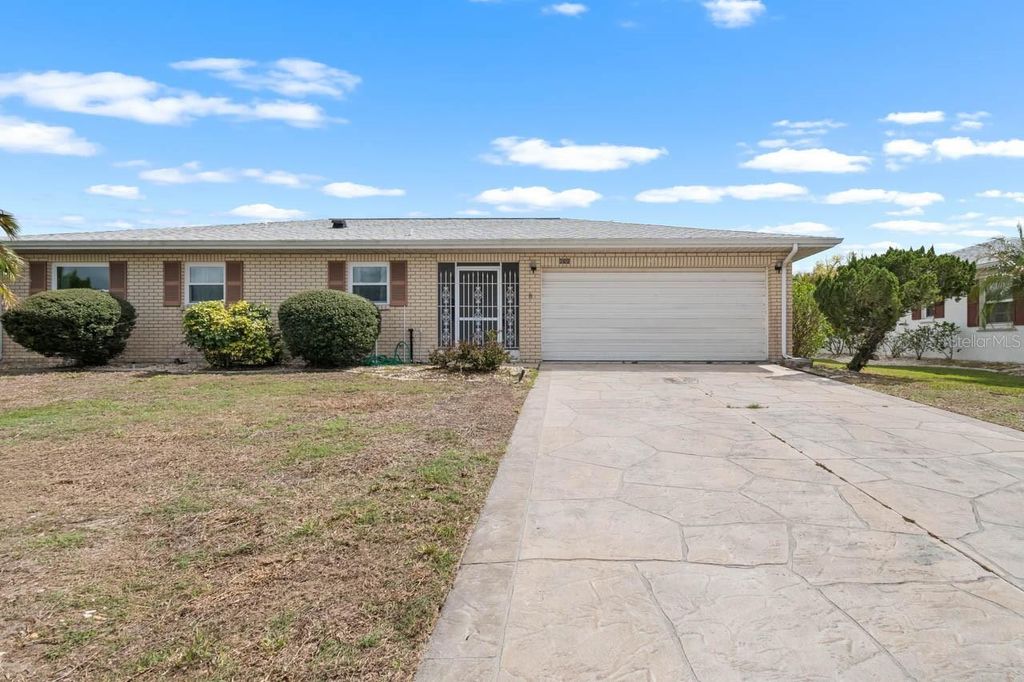 Photo of 656 Fort Duquesna Drive, Sun City Center, FL 33573 (MLS # TB8486156)