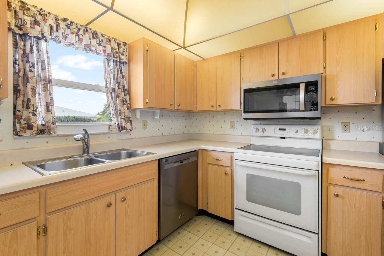 SUN CITY CENTER UNIT 44 A - Residential